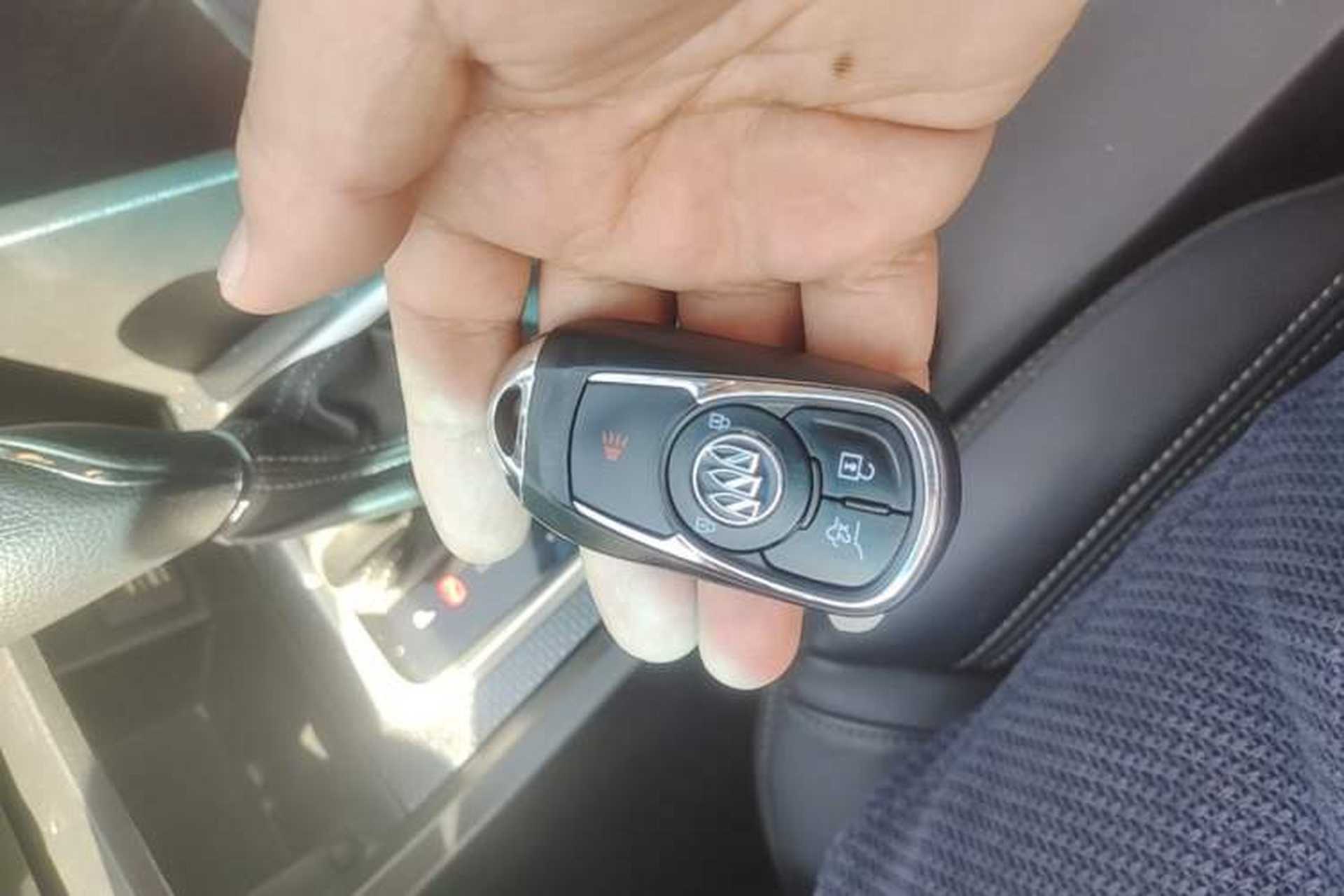 Used Buick GT 2019 18T Automatic Connected Elite Model China VI Standard Vehicle Key