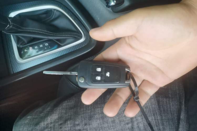 Used Buick GT 2019 18T Automatic Connected Elite Model China VI Standard Vehicle Key