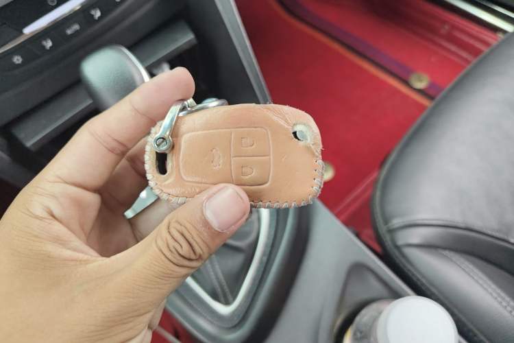 Used Buick GT 2019 18T Automatic Connected Elite Model China V Standard Vehicle Key