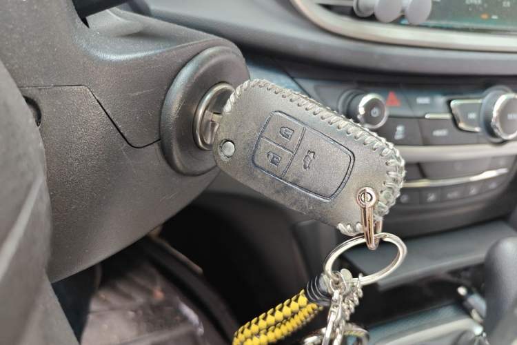 Used Buick GT 2019 18T Automatic Connected Elite Model China V Standard Vehicle Key