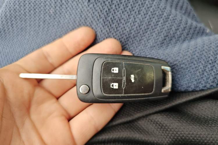 Used Buick GT 2019 18T Automatic Connected Elite Model China VI Standard Vehicle Key