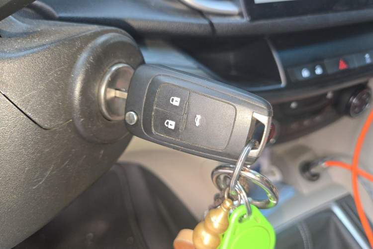 Used Buick GT 2019 15T Manual Elite Version China VI Standard Vehicle Key