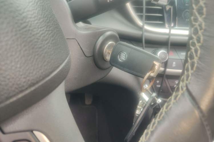 Used Buick GT 2019 18T Automatic Connected Elite Model China VI Standard Vehicle Key