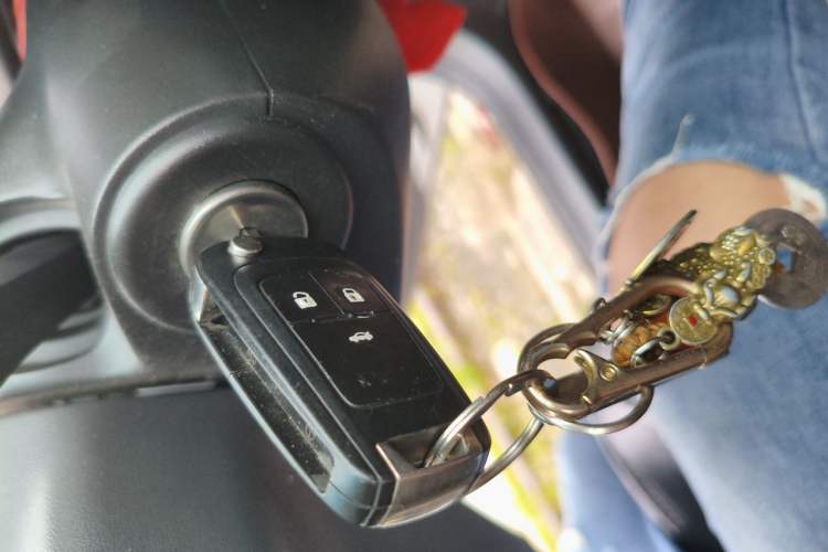 Used Buick GT 2019 18T Automatic Connected Elite Model China VI Standard Vehicle Key