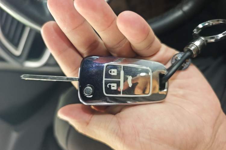 Used Buick GT 2019 18T Automatic Connected Elite Model China VI Standard Vehicle Key