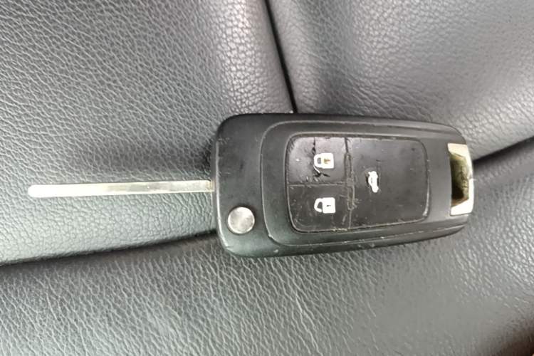 Used Buick GT 2019 18T Automatic Connected Elite Model China VI Standard Vehicle Key