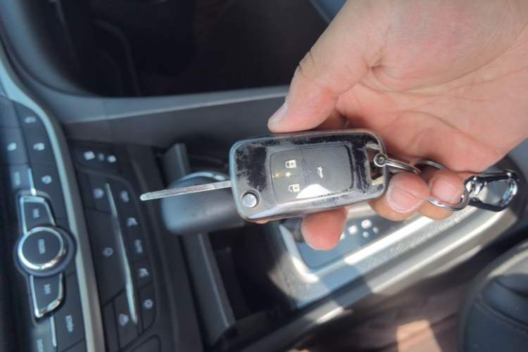 Used Buick GT 2019 18T Automatic Connected Elite Model China VI Standard Vehicle Key