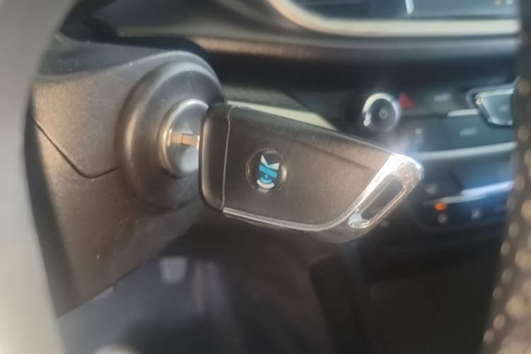 Used Buick GT 2019 18T Automatic Connected Elite Model China VI Standard Vehicle Key