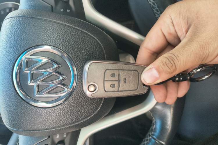Used Buick GT 2019 18T Automatic Connected Elite Model China VI Standard Vehicle Key