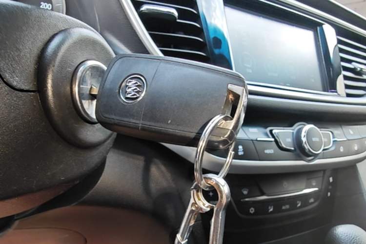 Used Buick GT 2019 18T Automatic Connected Elite Model China VI Standard Vehicle Key