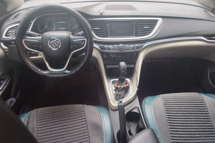 Used Buick GT 2019 15T Dual-Clutch Connected Elite Version China V Standard Center Console