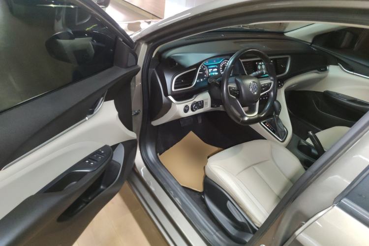 Used Buick GT 2019 15T Dual-Clutch Connected Elite Model China VI Driver Seat