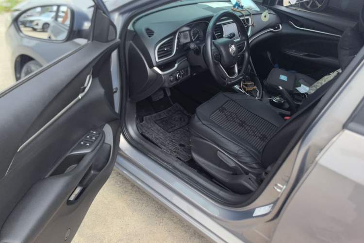 Used Buick GT 2019 18T Automatic Connected Elite Model China VI Standard Driver Seat