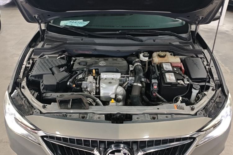 Used Buick GT 2019 18T Automatic Connected Elite Model China VI Standard Engine Bay