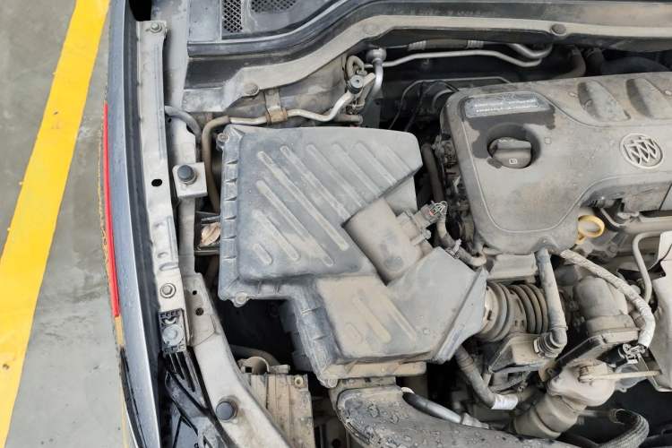 Used Buick GT 2019 18T Automatic Connected Elite Model China V Standard Engine Bay Right