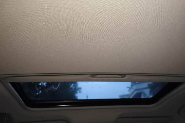 Used Buick GT 2019 18T Automatic Connected Elite Model China V Standard Headliner