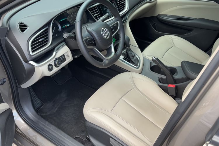 Used Buick GT 2019 15T Dual-Clutch Connected Elite Model China VI Interior 3