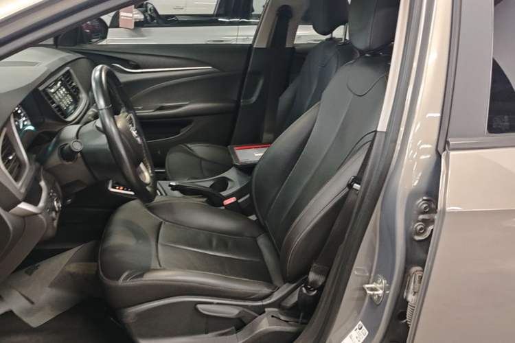 Used Buick GT 2019 18T Automatic Connected Elite Model China VI Standard Left Front Seat