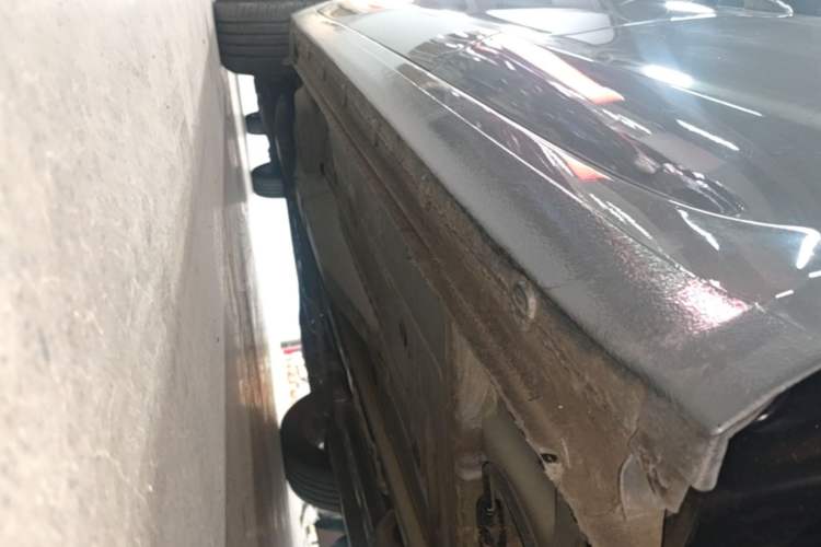 Used Buick GT 2019 18T Automatic Connected Elite Model China VI Standard Left Side Sill