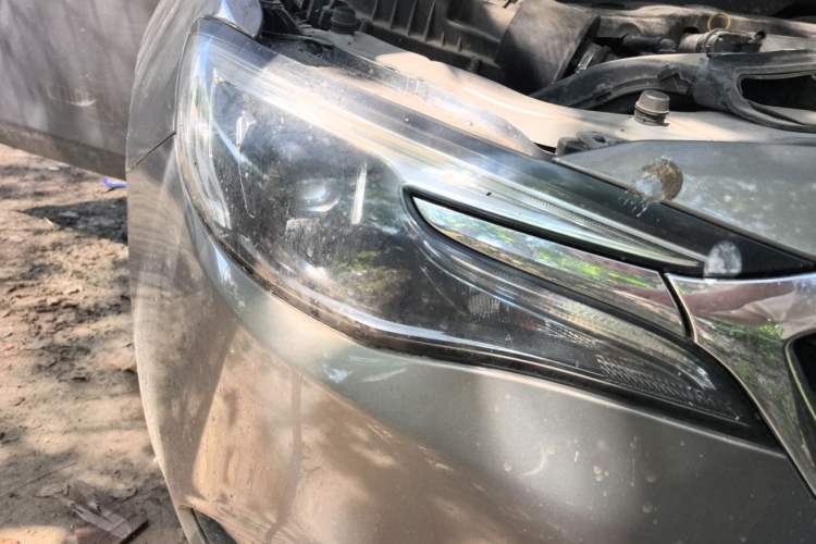 Used Buick GT 2019 15T Dual-Clutch Connected Elite Version China V Standard Right Front Headlight