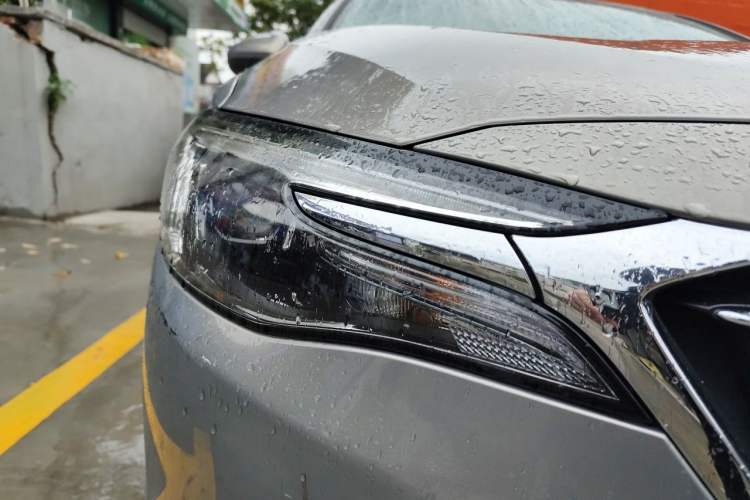 Used Buick GT 2019 18T Automatic Connected Elite Model China V Standard Right Front Headlight