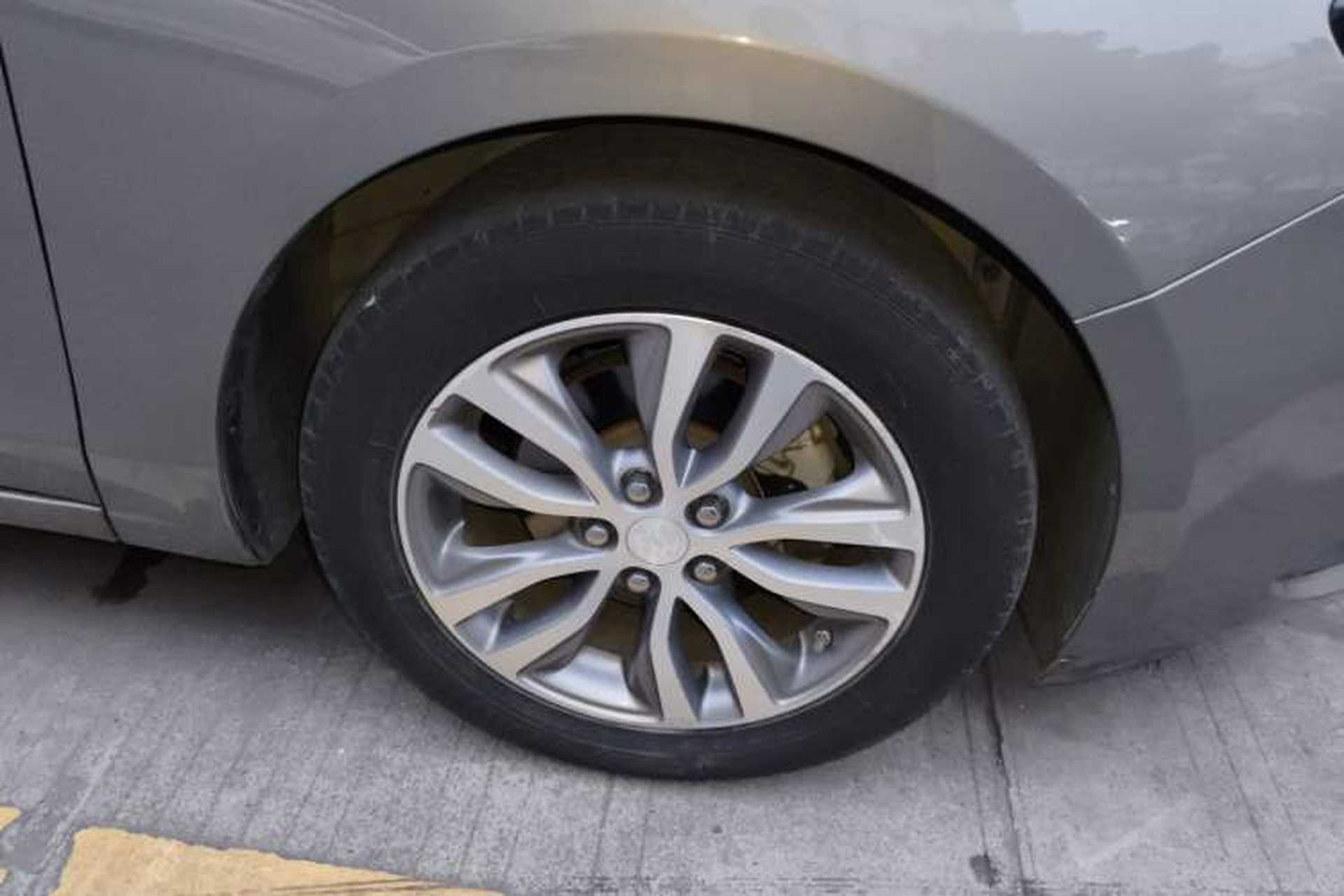 Used Buick GT 2019 18T Automatic Connected Elite Model China V Standard Right Front Wheel Hub