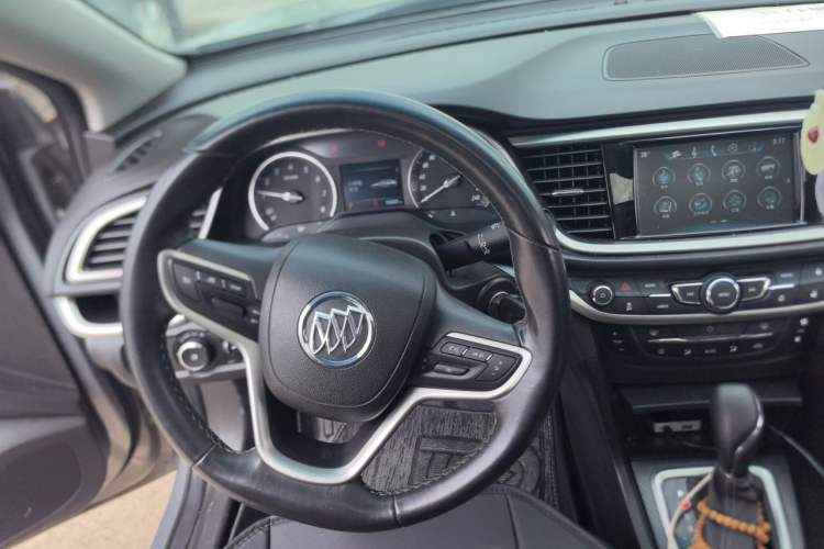 Used Buick GT 2019 18T Automatic Connected Elite Model China VI Standard Steering Wheel