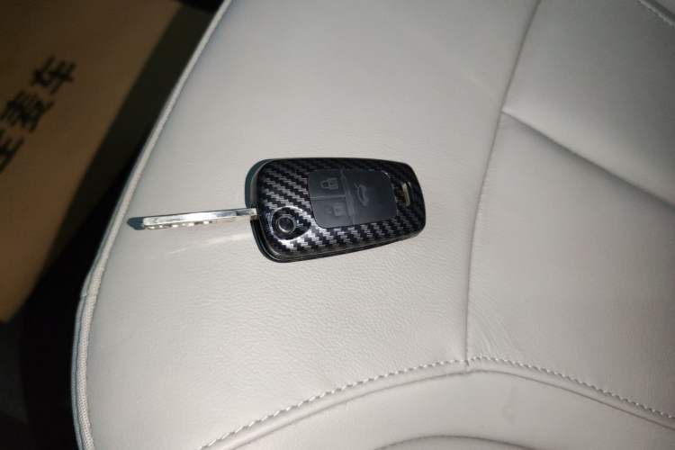 Used Buick GT 2019 15T Dual-Clutch Connected Elite Model China VI Vehicle Key