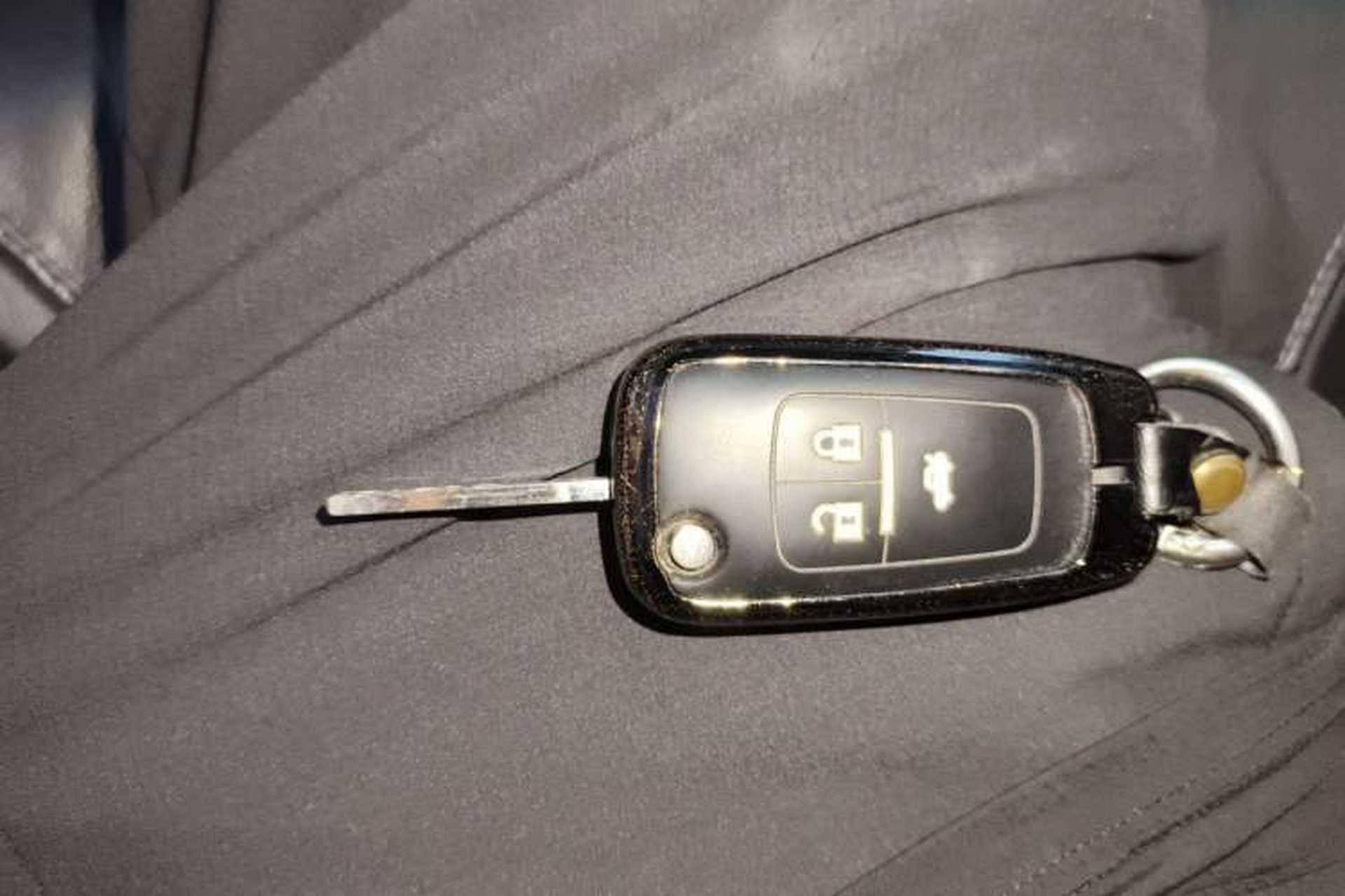 Used Buick GT 2019 18T Automatic Connected Elite Model China V Standard Vehicle Key
