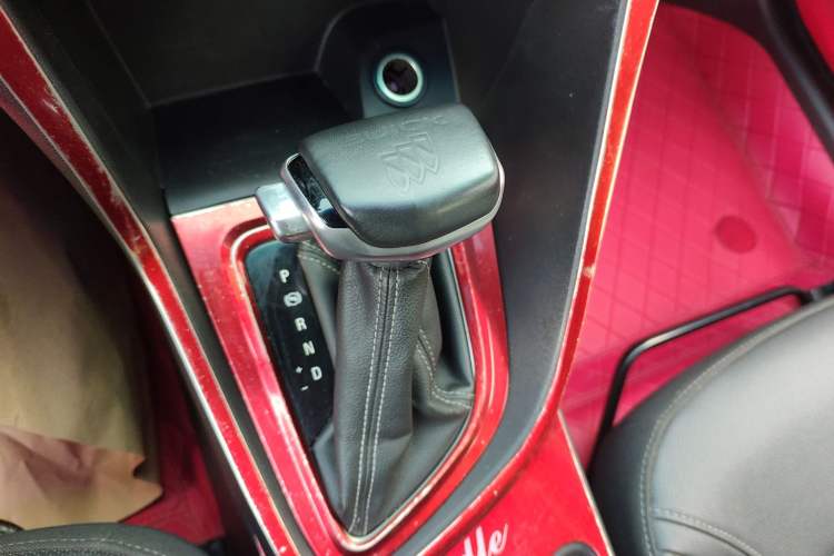 Used Buick GT 2021 Revised Version Flagship 1.5L Automatic Elite Edition Gear Lever
