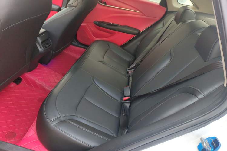 Used Buick GT 2021 Revised Version Flagship 1.5L Automatic Elite Edition Left Rear Seat