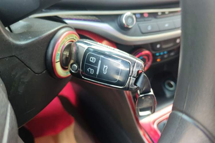 Used Buick GT 2021 Revised Version Flagship 1.5L Automatic Elite Edition Vehicle Key
