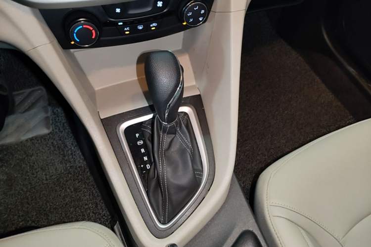 Used Buick GT 2021 Exemplar 1.5L Automatic Elite Version Gear Lever