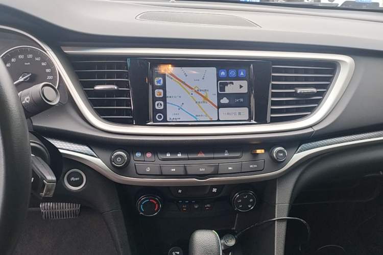 Used Buick GT 2021 Revised Version Flagship 1.5L Automatic Elite Edition Audio And AC Panel