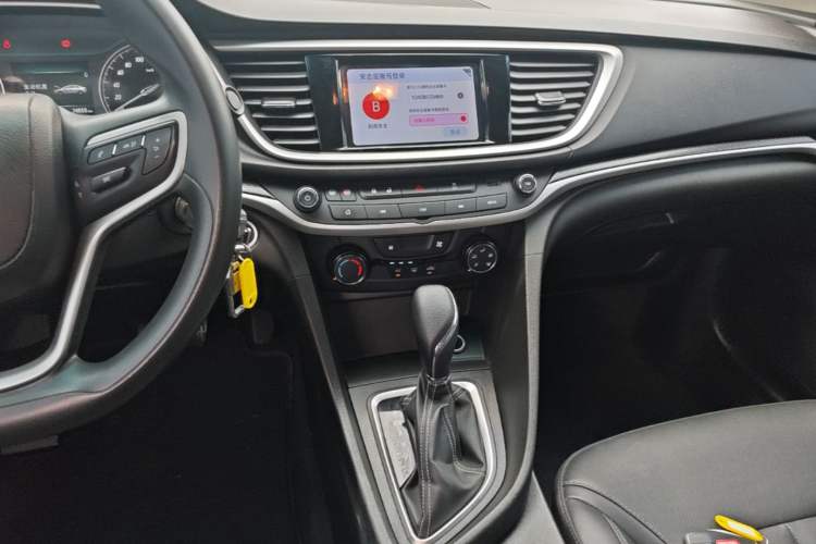 Used Buick GT 2021 Revised Version Flagship 1.5L Automatic Elite Edition Audio And AC Panel