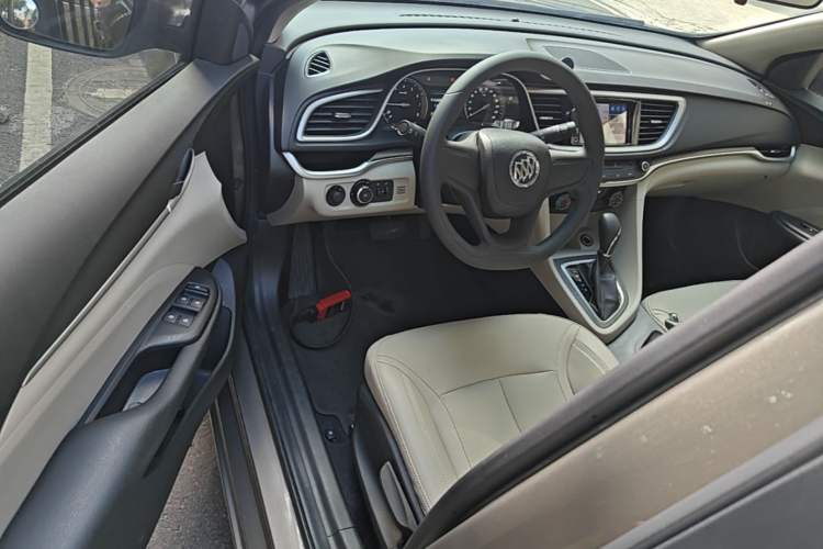 Used Buick GT 2021 Exemplar 1.5L Automatic Elite Version Driver Seat