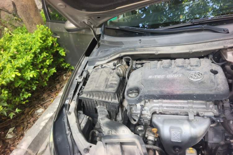 Used Buick GT 2021 Revised Version Flagship 1.5L Automatic Elite Edition Engine Bay Right