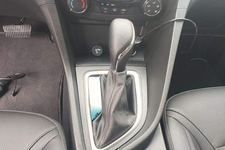 Used Buick GT 2021 Revised Version Flagship 1.5L Automatic Elite Edition Gear Lever