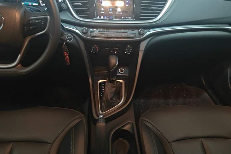 Used Buick GT 2021 Revised Version Flagship 1.5L Automatic Elite Edition Gear Lever