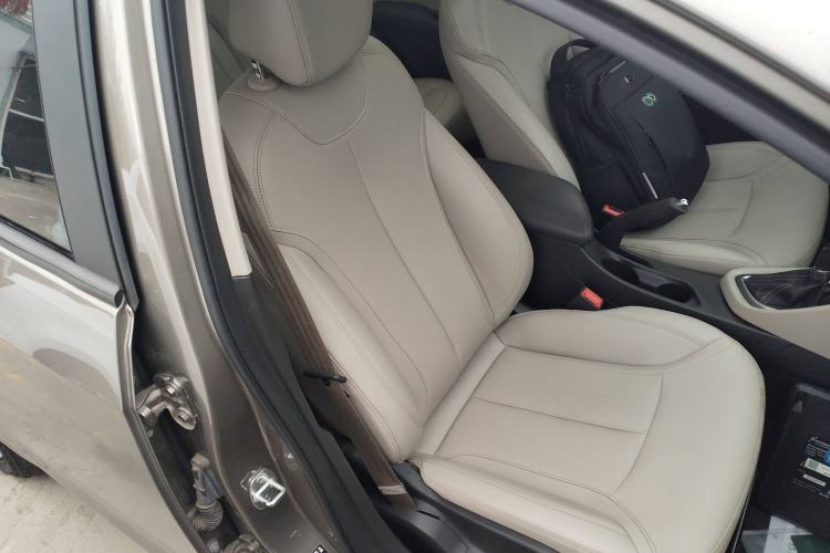 Used Buick GT 2021 Exemplar 1.5L Automatic Elite Version Right Front Seat