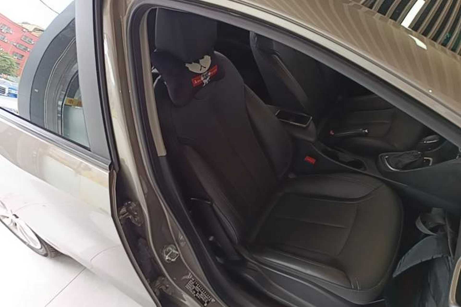 Used Buick GT 2021 Revised Version Flagship 1.5L Automatic Elite Edition Right Front Seat