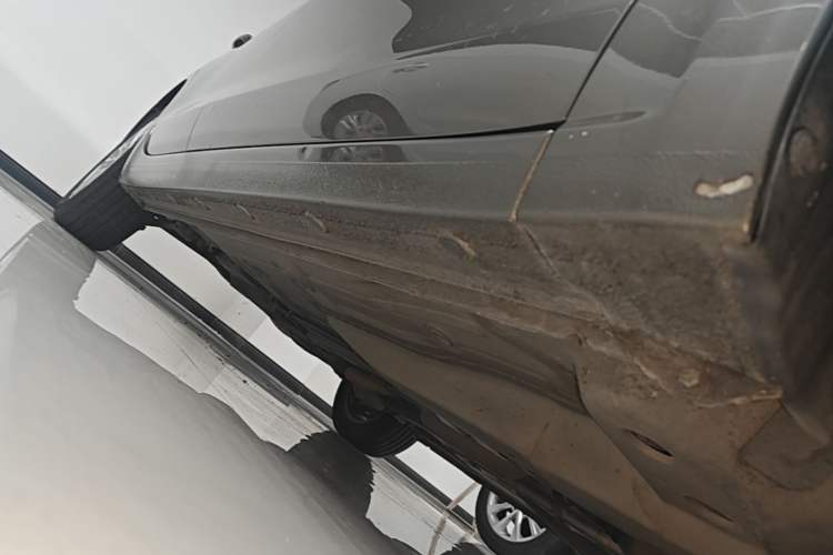 Used Buick GT 2021 Revised Version Flagship 1.5L Automatic Elite Edition Right Side Sill