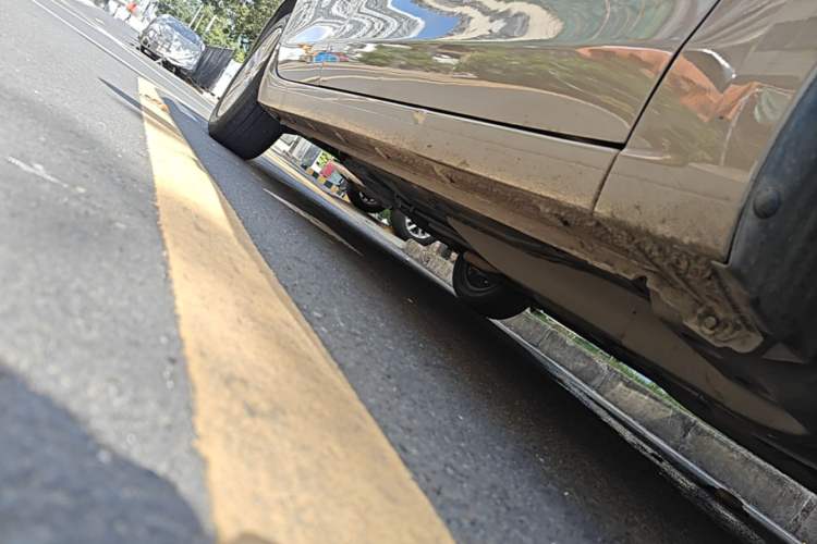 Used Buick GT 2021 Exemplar 1.5L Automatic Elite Version Right Side Sill