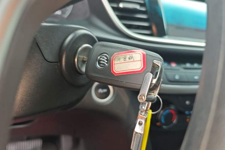 Used Buick GT 2021 Revised Version Flagship 1.5L Automatic Elite Edition Vehicle Key