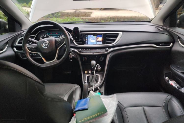 Used Buick GT 2021 Revised Version Flagship 1.5L Automatic Elite Edition Center Console