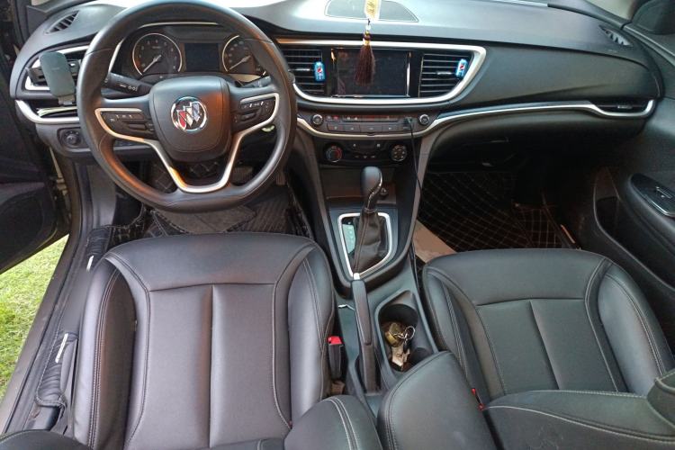 Used Buick GT 2021 Revised Version Flagship 1.5L Automatic Elite Edition Center Console
