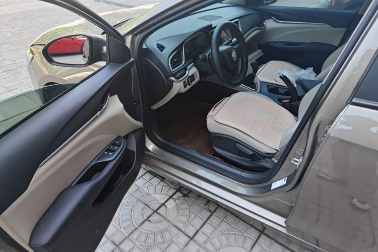 Used Buick GT 2021 Exemplar 1.5L Automatic Elite Version Driver Seat