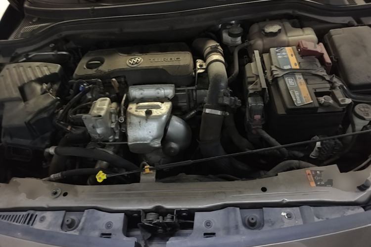 Used Buick GT 2021 1.3T Automatic Mild Hybrid Elite Version Engine Bay