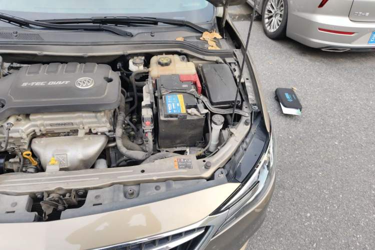 Used Buick GT 2021 Revised Version Flagship 1.5L Automatic Elite Edition Engine Bay Left