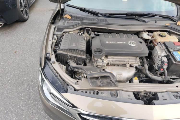 Used Buick GT 2021 Revised Version Flagship 1.5L Automatic Elite Edition Engine Bay Right